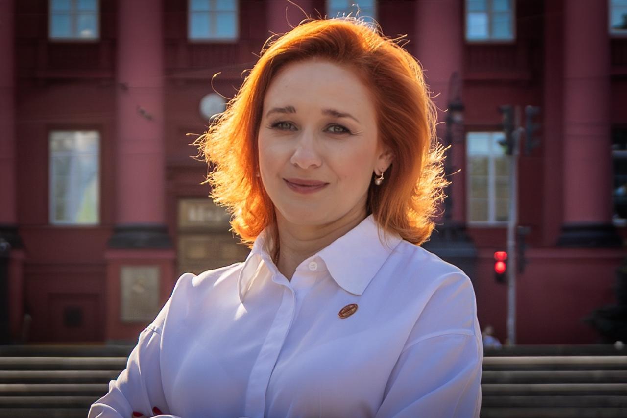 Ганна Миколаївна Толстанова